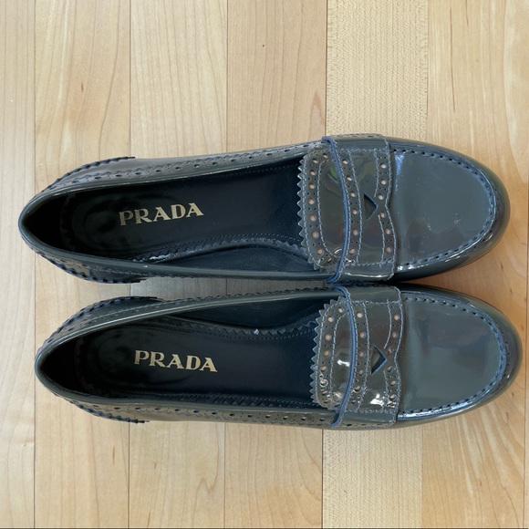 PRADA LOAFERS! Comes with dust bag. - Picture 3 of 15